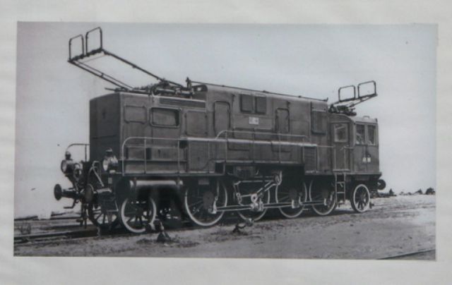 Locomotiva E 471 – Foto storica