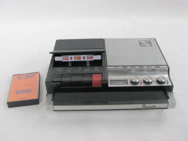 Registratore per caricatori Compact cassette